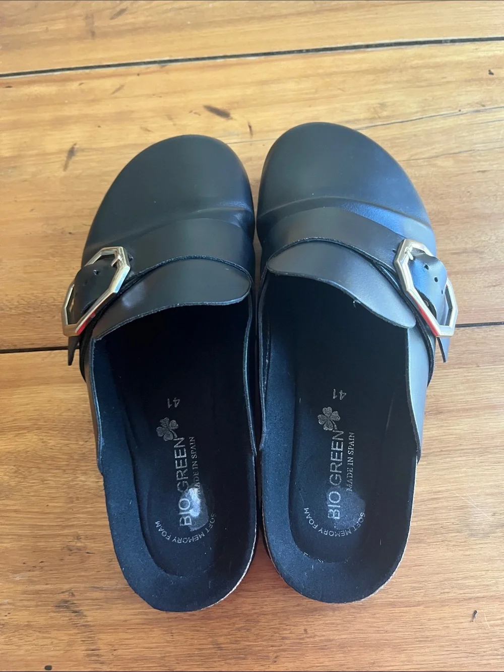 Clogs - Picture 3 of 6